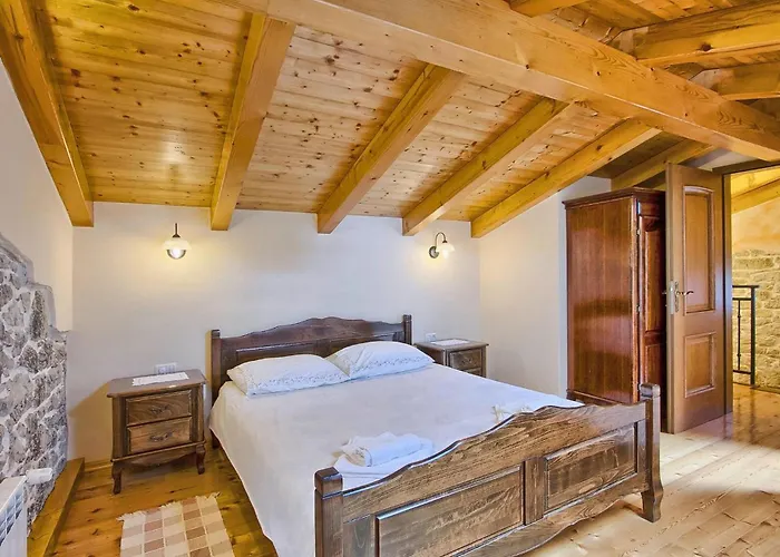 Tatil Evi Stancija Bursic *