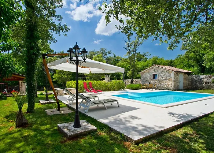 Stancija Bursic * Póla