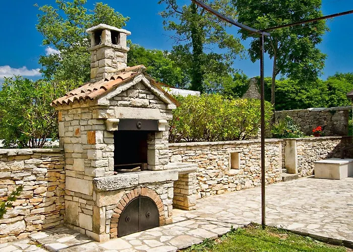 Stancija Bursic Dom wakacyjny Pula